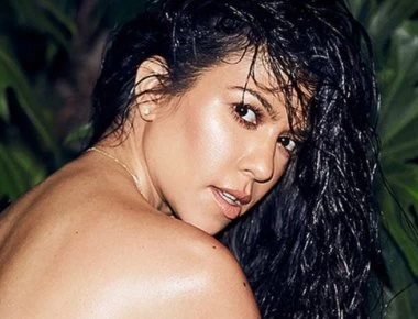 Η Κόρτνι Καρντάσιαν θυμάται την τόπλες φωτογράφιση της στη Vogue